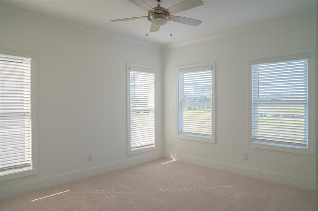 Foto del edificio - 1516 Westend Wy