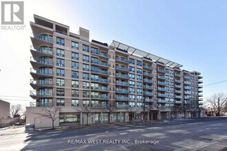 Building Photo - 935 Sheppard Ave W