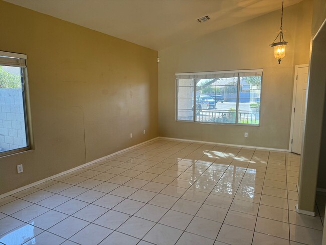 Photo - GORGEOUS 3 BEDROOM 2 BATH CUL DE SAC HOME FOR RENT