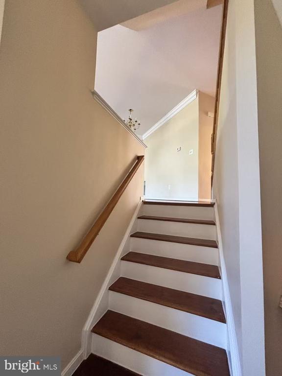 Foto del edificio - 6635 Creek Point Way