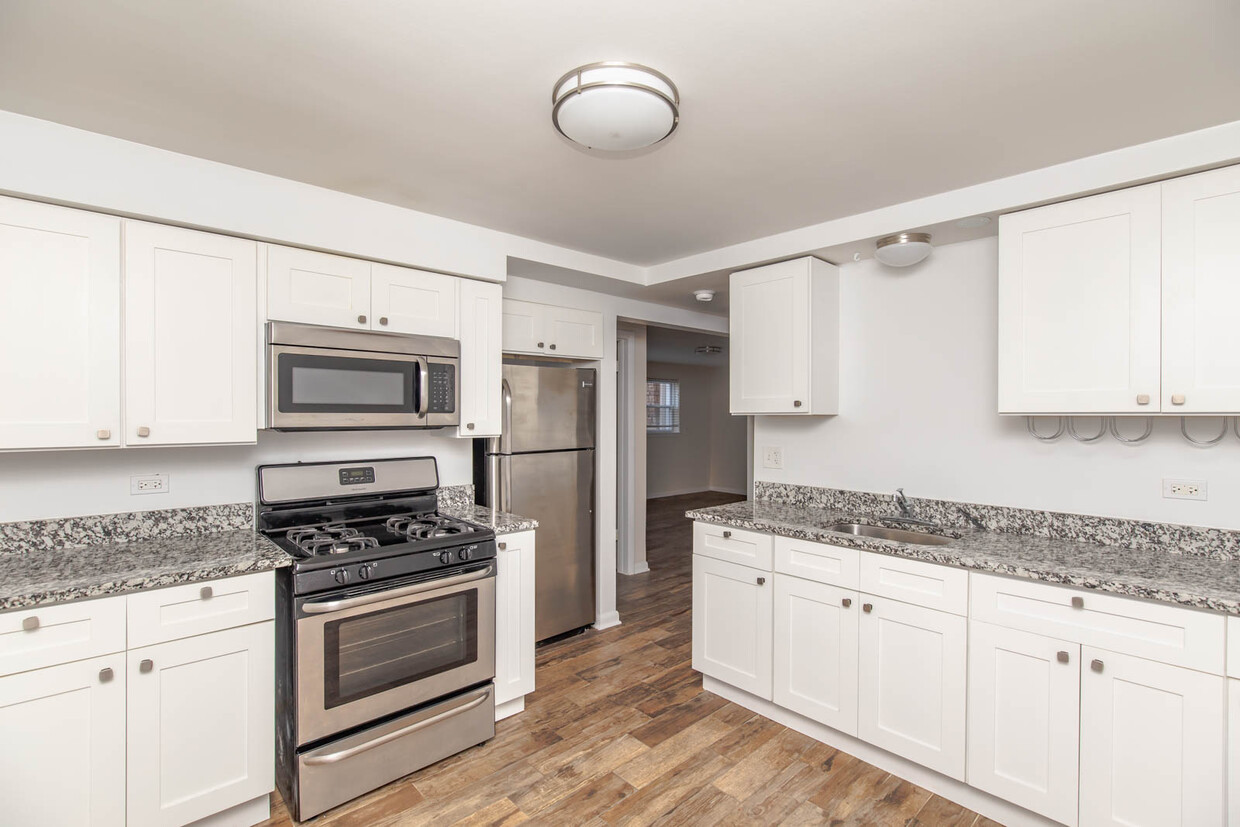 Foto principal - 4916 N Harlem Ave