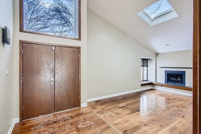 Building Photo - 1426 Douglas Avenue, Flossmoor, IL, 60422