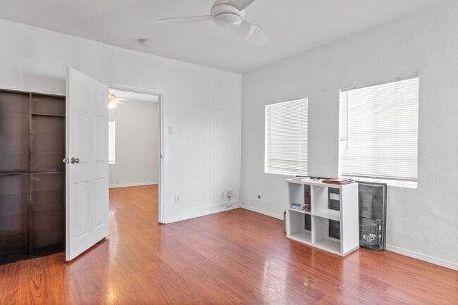 Foto del edificio - Charming 2 Bedroom, 2 Bathroom Duplex in San Pedro