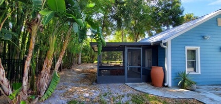 Building Photo - 1403 Indian River Ave