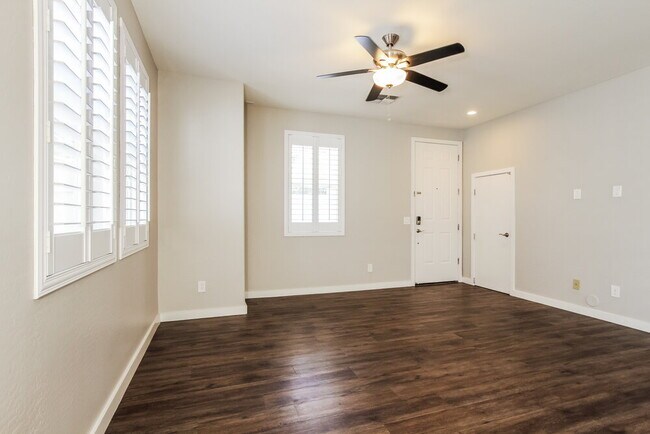 Foto del edificio - 3218 W Glendale Ave