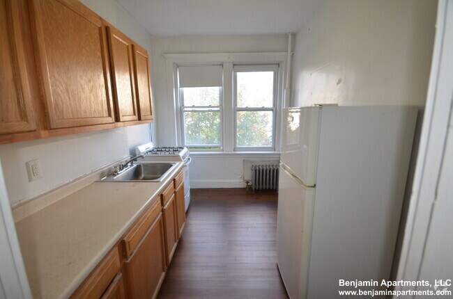 Building Photo - 1691 Commonwealth Ave