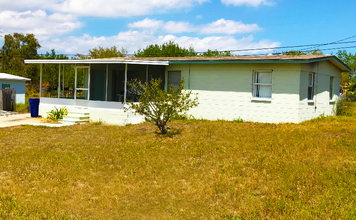 Building Photo - 144 21st St SW