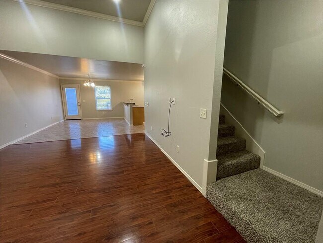 Building Photo - 3400 SW Deerfield Blvd