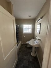 Building Photo - 6908 Moss Rose St Building Photo - 6908 Moss Rose St