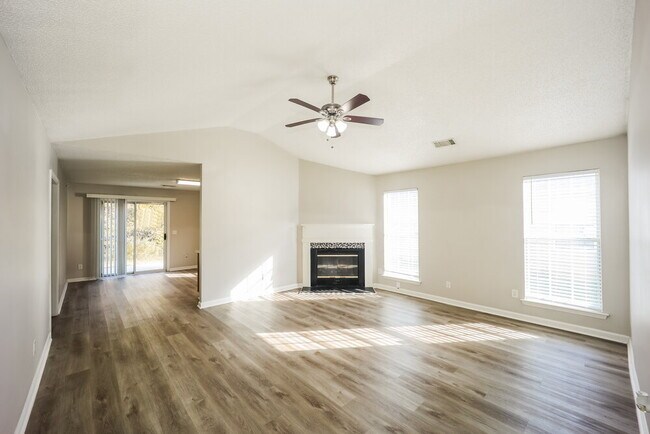Building Photo - 3568 Brookstone Way