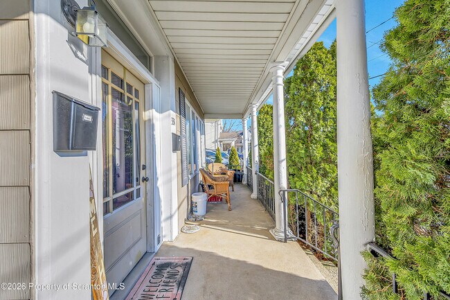 Foto del edificio - 331 Cherry St