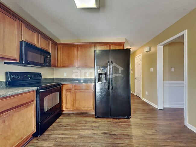 Foto del edificio - 5716 Capeside Ln
