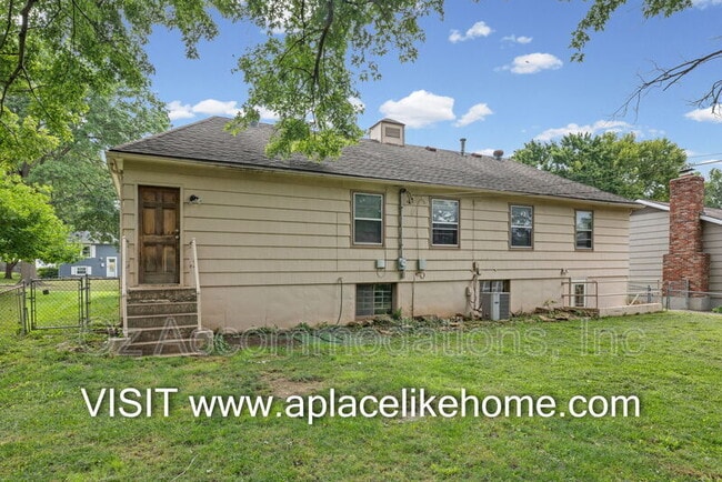 Building Photo - 8810 Benson St
