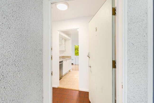 Photo - 632 13th Ave E Apartment