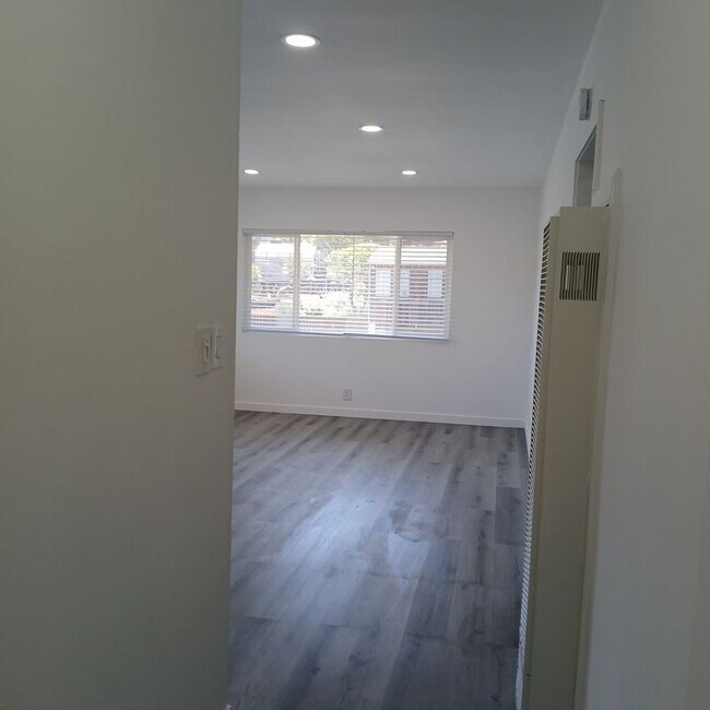 Foto del edificio - 2404 S Carolina St