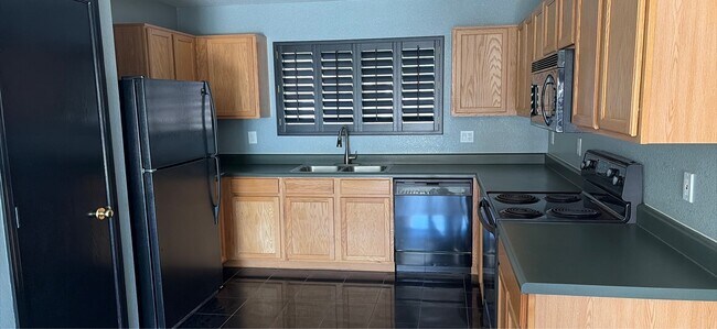 Foto del edificio - 3448 S Chaparral Rd