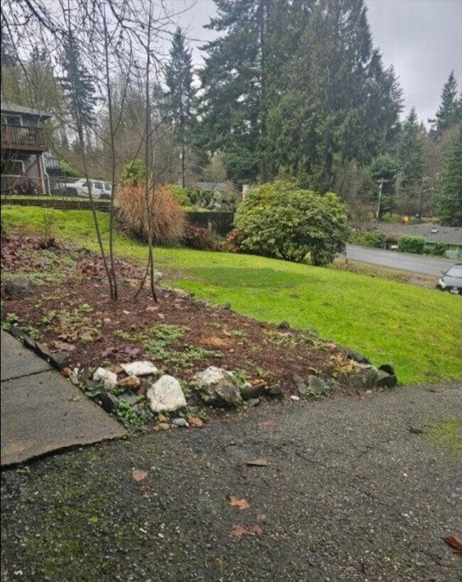 Building Photo - 422 138th Pl SW