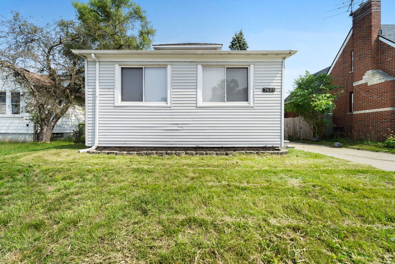 Primary Photo - 7625 Fisher Ave