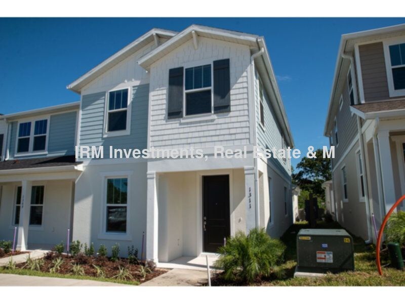 Foto principal - 3 bedroom2.5 bath townhome 2 car garage