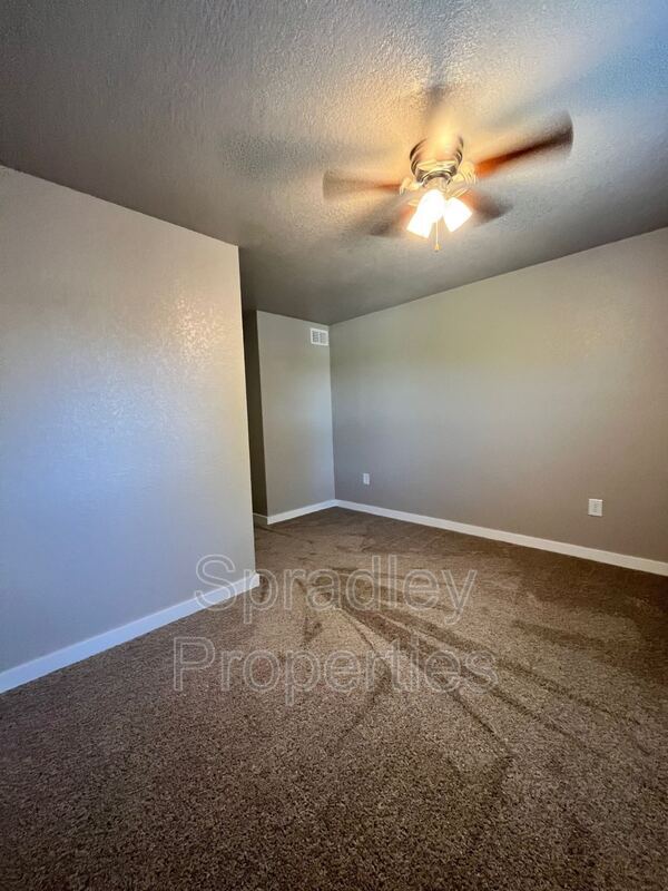 Building Photo - 200 Bosque Rd