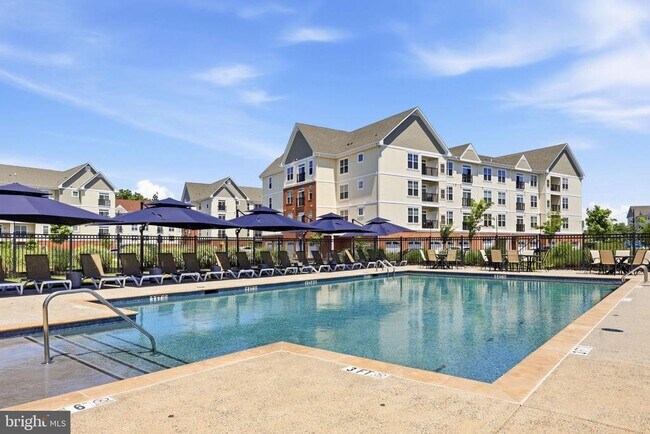 Foto del edificio - 1800 Whirlaway Ln