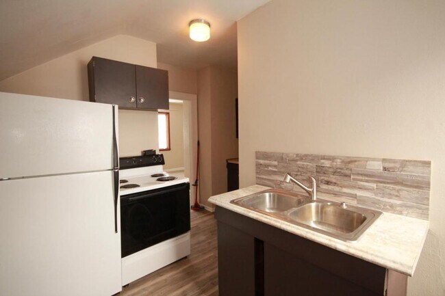 Foto del edificio - 1009 2nd Ave N. #3