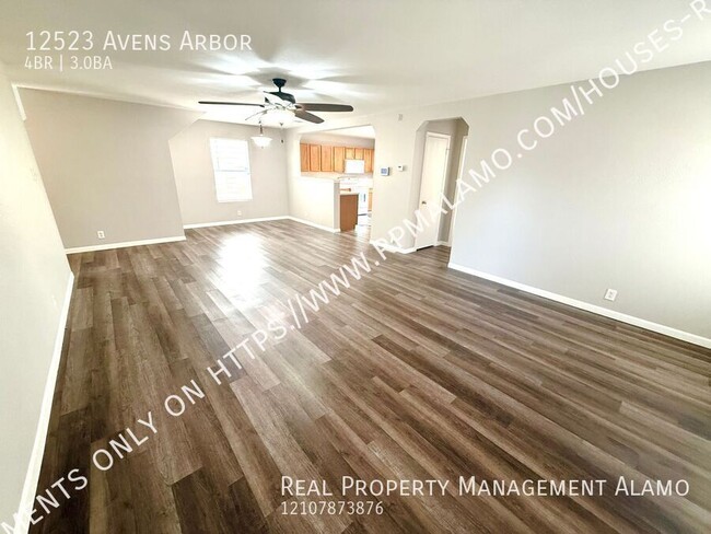 Foto del edificio - 12523 Avens Arbor