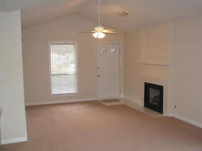 Building Photo - 2819 Pine Valley Way NW