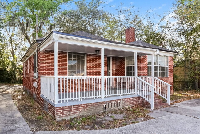 Building Photo - 6514 N Pearl St