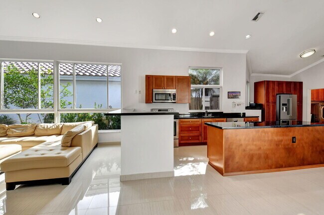 Foto del edificio - 2469 NW 66th Dr