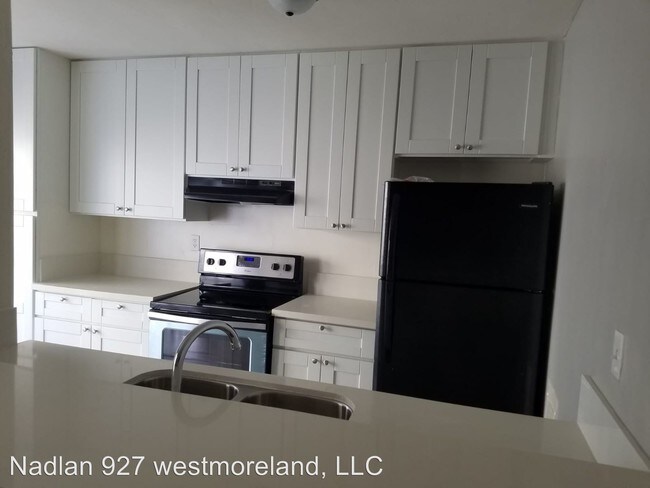 Building Photo - 927 S Westmoreland Ave