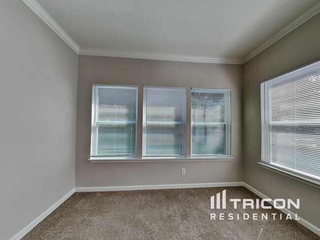Foto del edificio - 112 Tilton Dr
