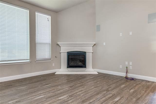 Building Photo - 2511 Linwood Dr