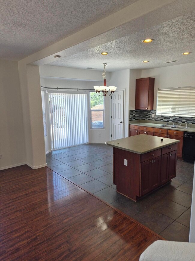 Building Photo - 2946 Payton Trail SW