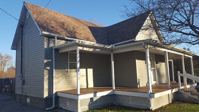 Building Photo - Rental in Marion, Coming Soon!
