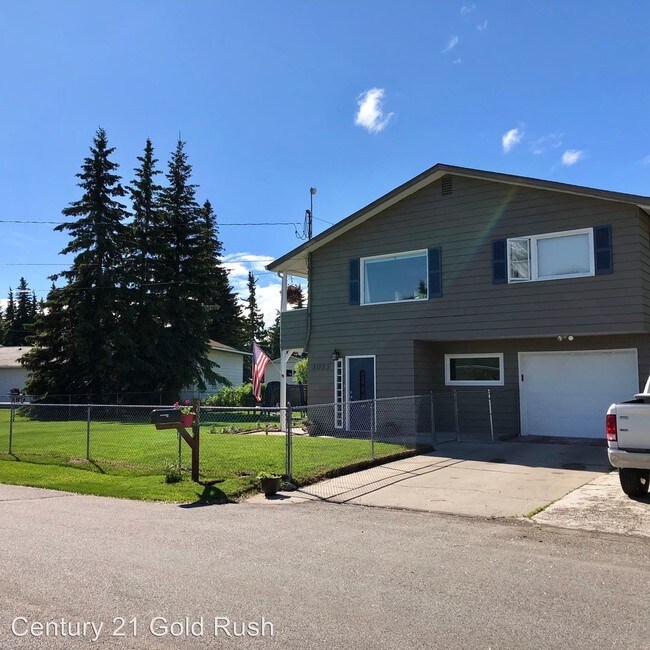 Building Photo - 3 br, 2 bath House - 3033 Riverview Drive