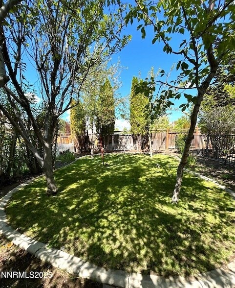 Building Photo - 3140 Scarlet Oaks Ct