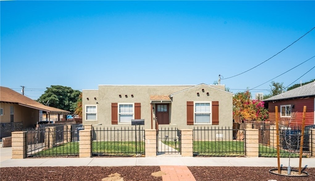 1135 Ohio St, Redlands, CA 92374 House Rental in Redlands, CA