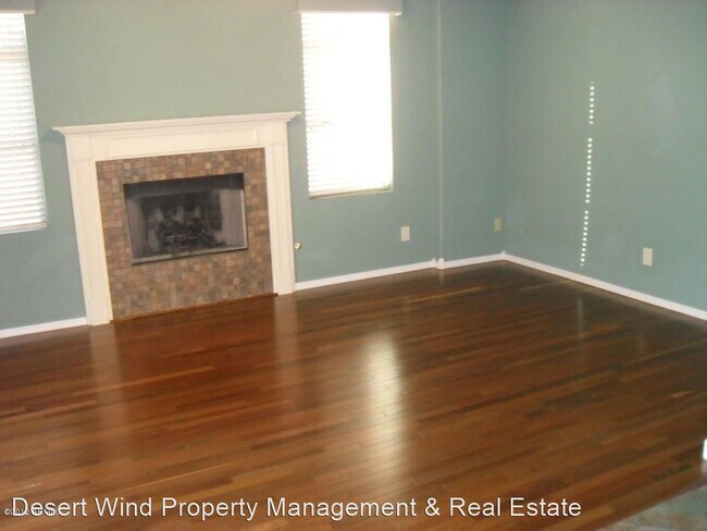 Building Photo - 7 br, 3.5 bath House - 1691 E. Gary Drive