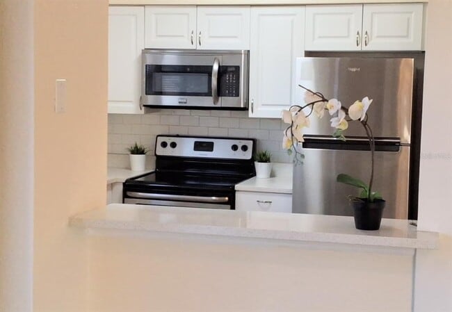 Foto del edificio - 3044 Antique Oaks Cir