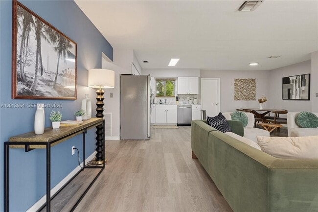 Foto del edificio - 2825 NW 9th Ave
