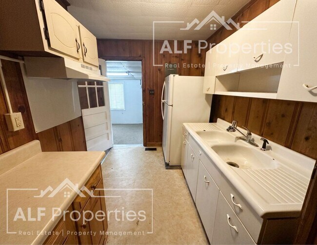 Foto del edificio - 2435 Westover Dr