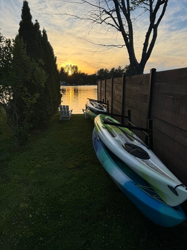 Foto del edificio - 70 Sunset Dr