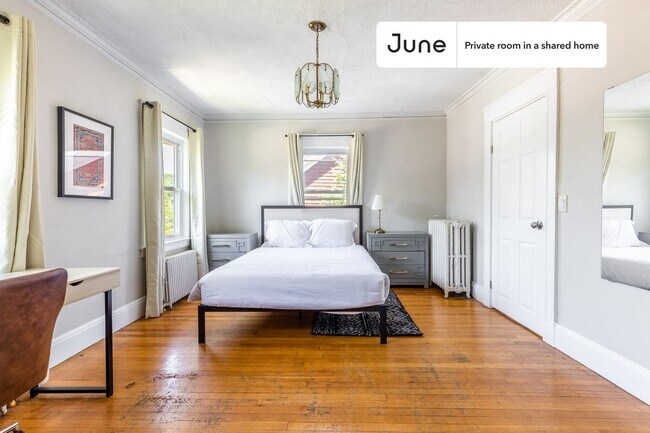 Foto del edificio - Room in Shared 9 bed/2 bath home in Brighton