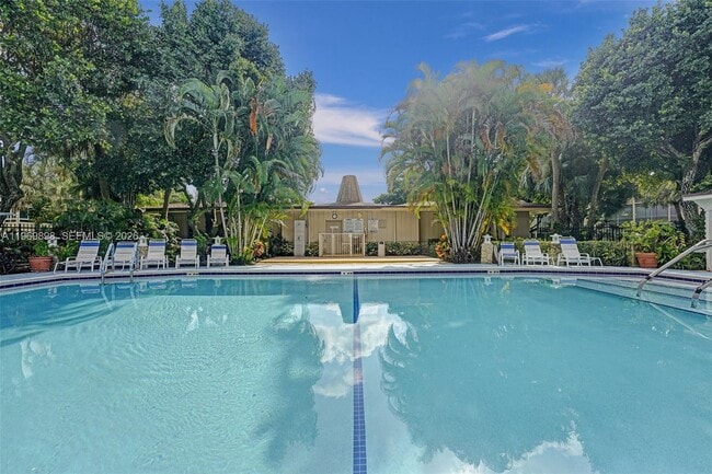 Foto del edificio - 3430 NW 52nd Ave