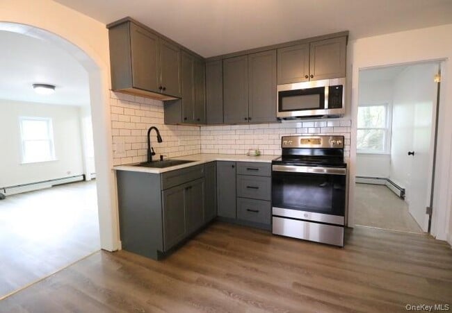 Foto del edificio - 208 Center St