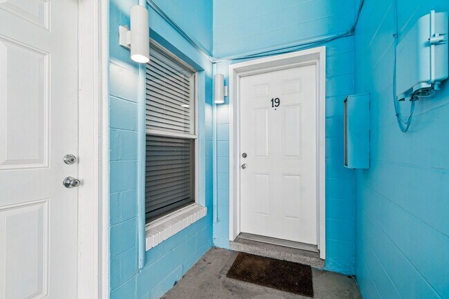 Foto del edificio - Courtyard Apartments