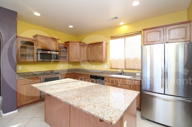 Building Photo - 1150 N Crosscreek Dr