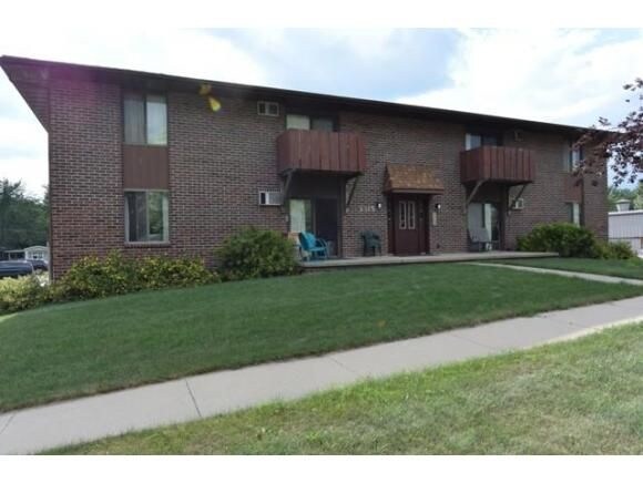 Building Photo - 1315 Vandenbroek Rd