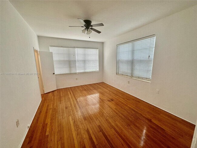 Foto del edificio - 6945 Rue Vendome